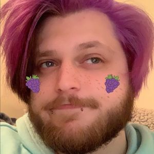 Meet your Posher, Casey